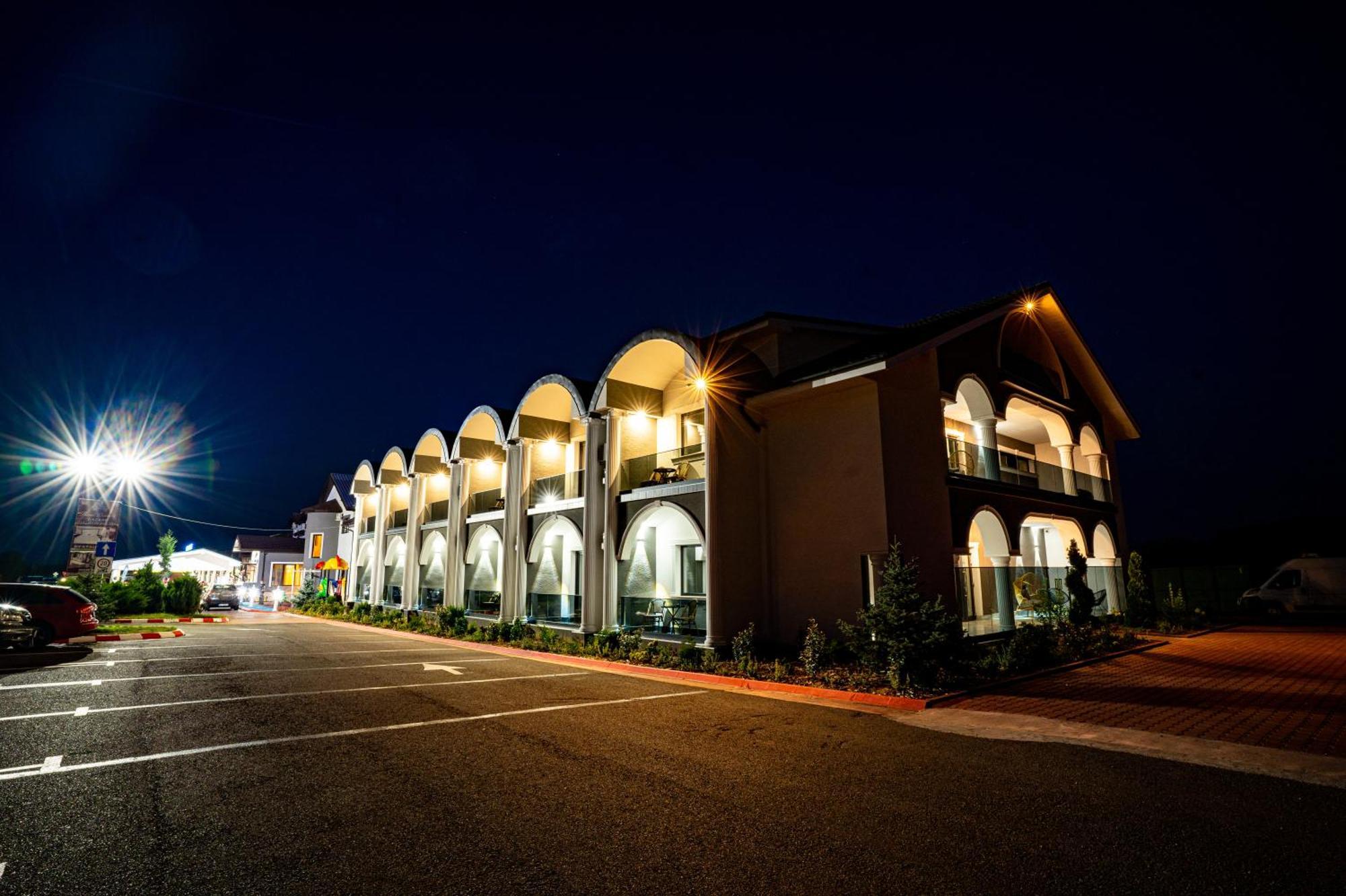 Hanul Domnesc Imperial Hotel & Spa Calan Экстерьер фото