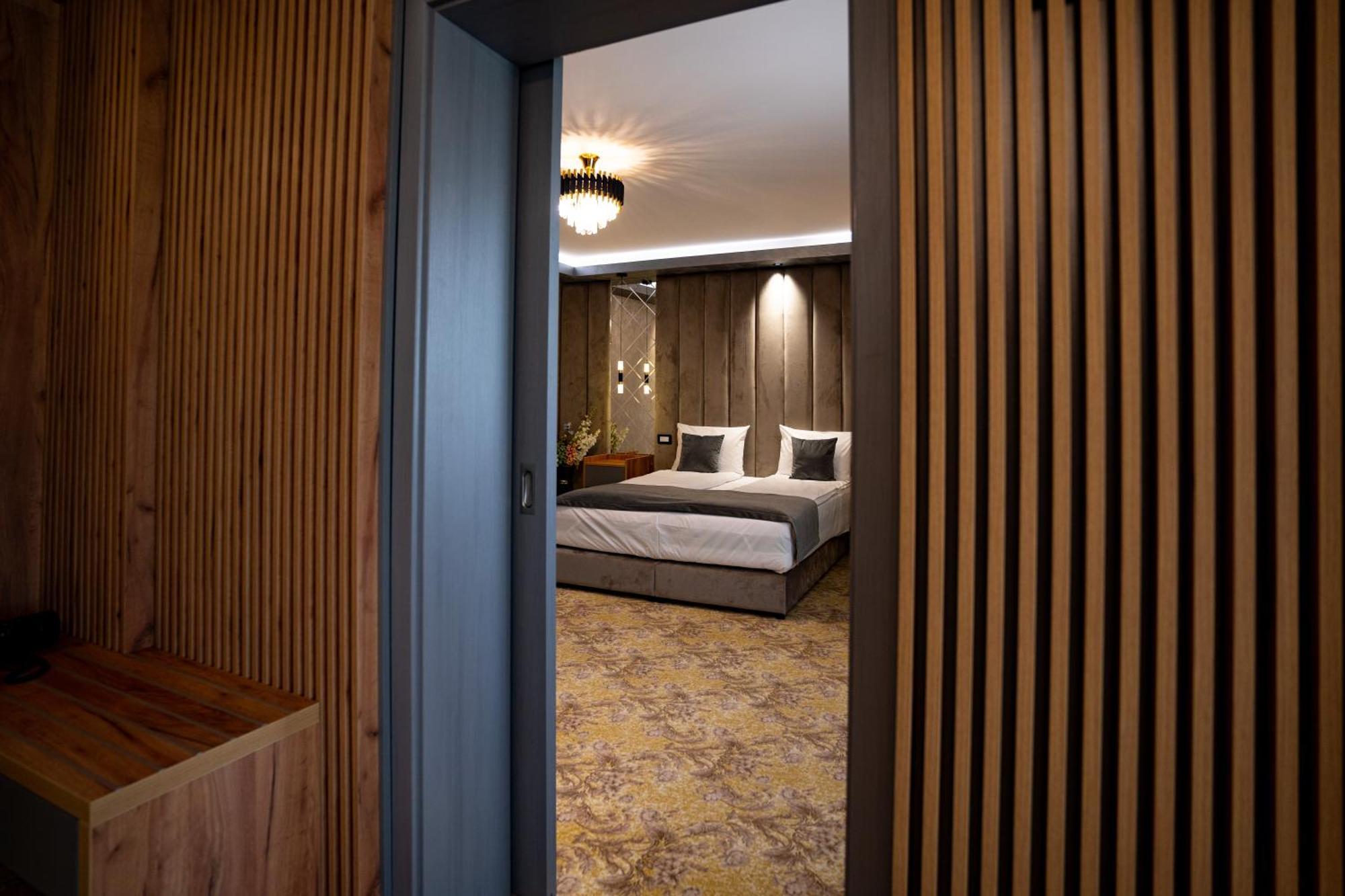 Hanul Domnesc Imperial Hotel & Spa Calan Экстерьер фото