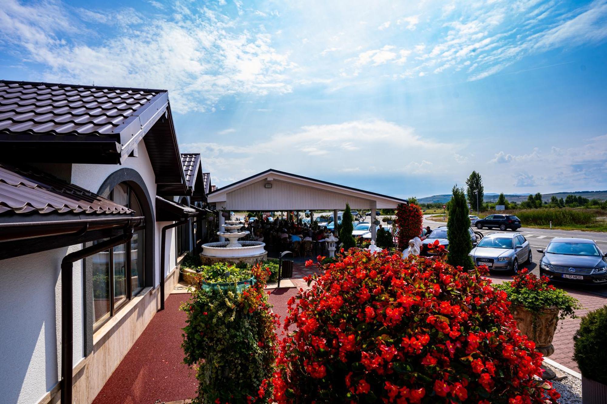 Hanul Domnesc Imperial Hotel & Spa Calan Экстерьер фото